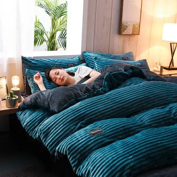 Winter Velvet Solid Color Duvet Cover Bedding Set