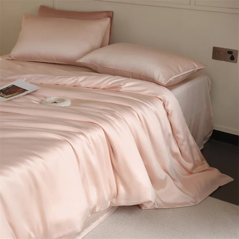 Mulberry Silk Bedding — Luxury 100% Natural Silk Duvet Set