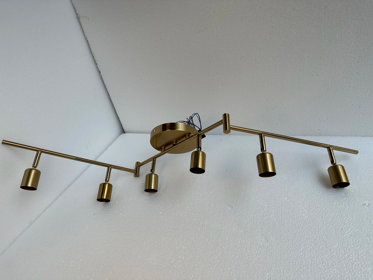 Adjustable GU10 Multi Head Ceiling Spotlight