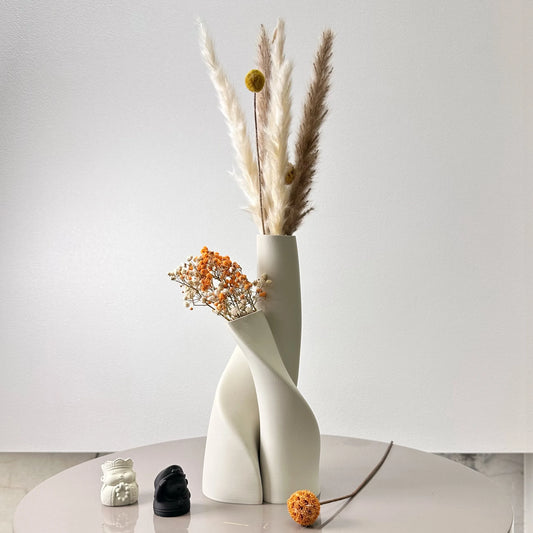 Double Flower Vessel — 2 Piece Creative Dried Vessel Set | Multi Color Plastic Decorative Vessels