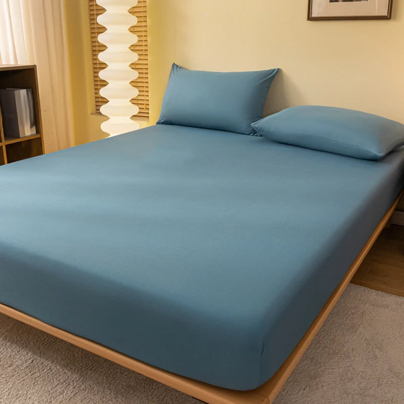 Matte Bed Sheet — Soft, Wrinkle Resistant Solid Color Bedding