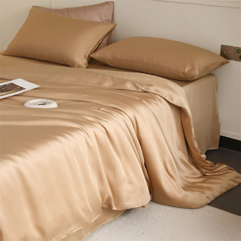 Mulberry Silk Bedding — Luxury 100% Natural Silk Duvet Set
