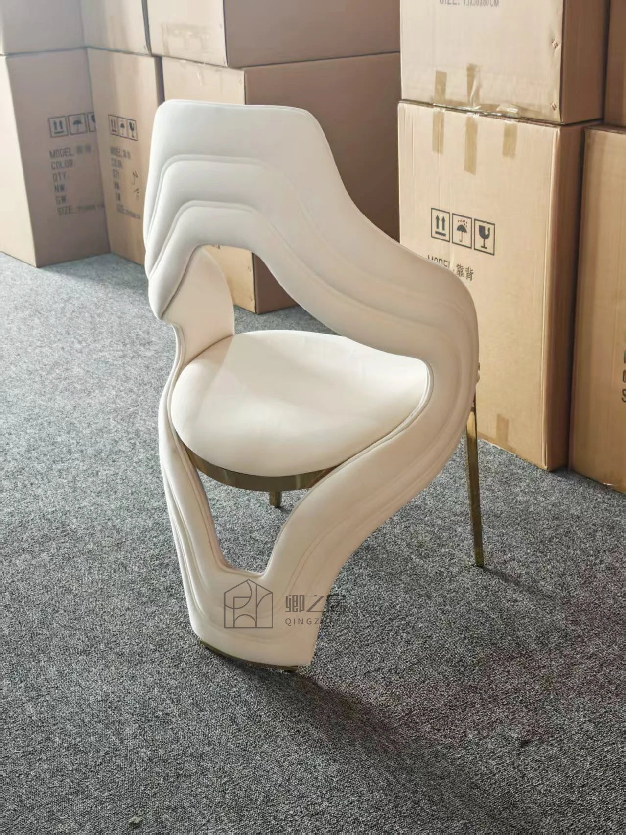 Modern Stainless Steel Cushioned Luxury Dining Chair