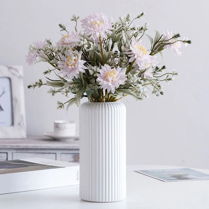 Donut Shape Plastic Flower Table Vessel