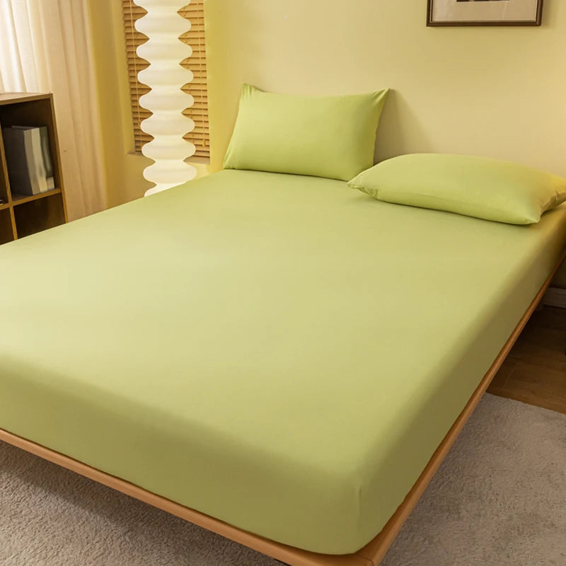 Matte Bed Sheet — Soft, Wrinkle Resistant Solid Color Bedding