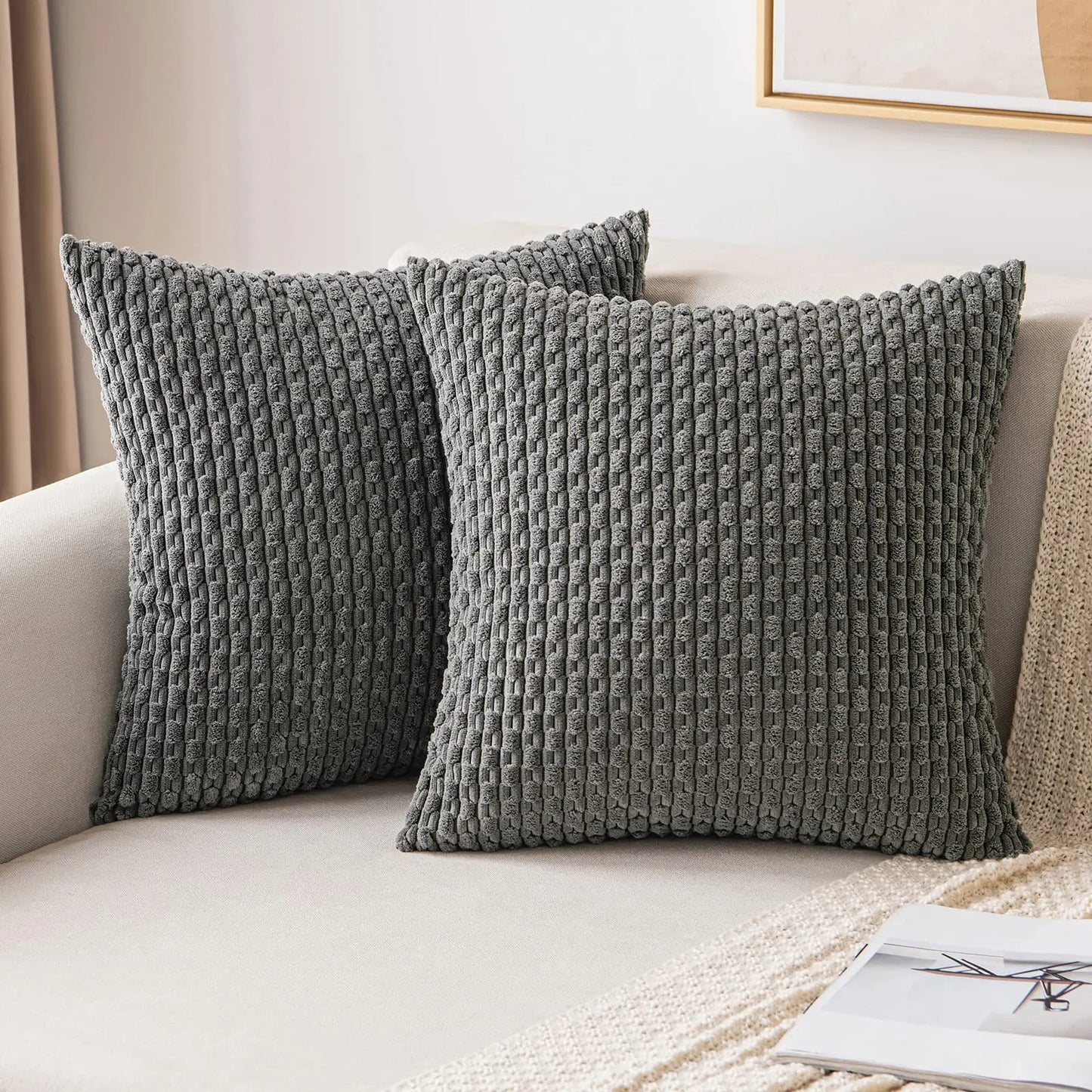 Decorative Pillow Cover — Luxury Woven Cotton Polyester Cushion