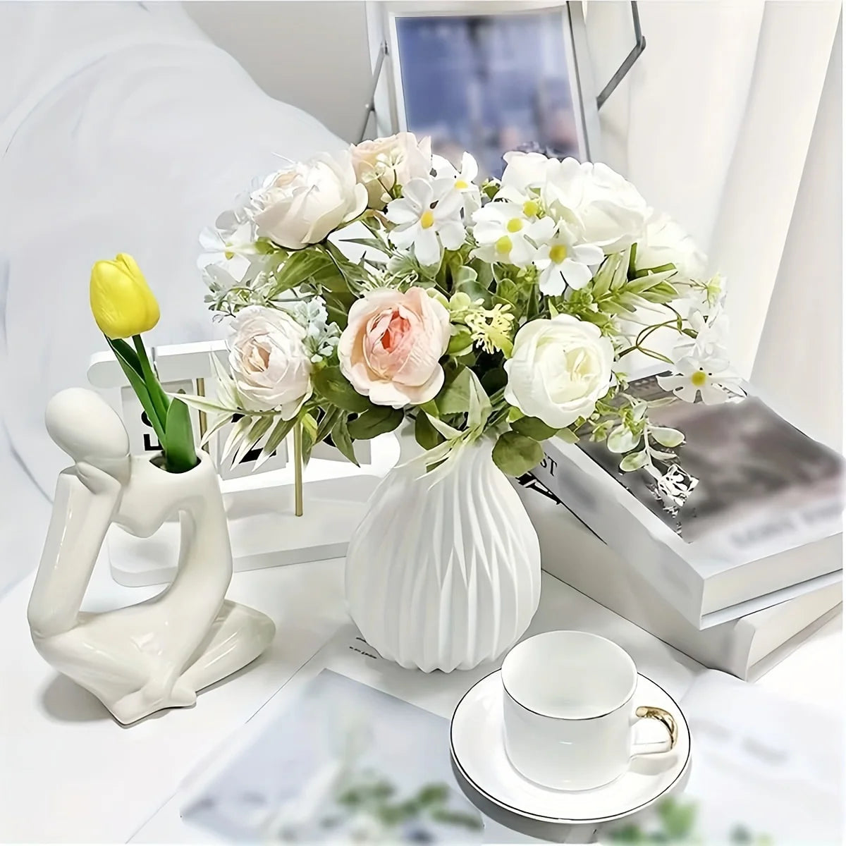 Minimalist Ceramic Style Hydroponic Home Vessel