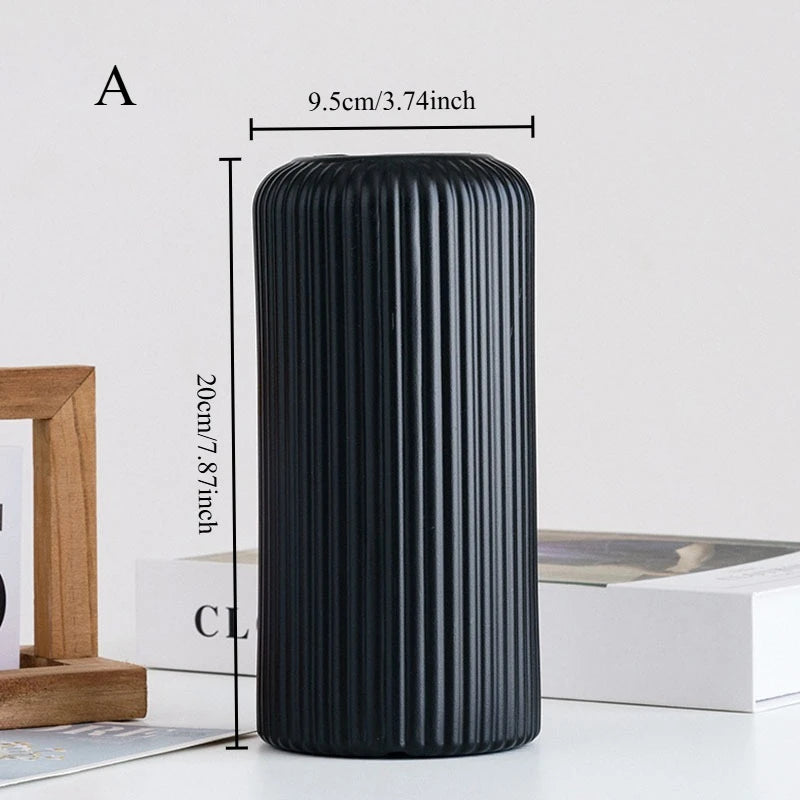 Donut Shape Plastic Flower Table Vessel